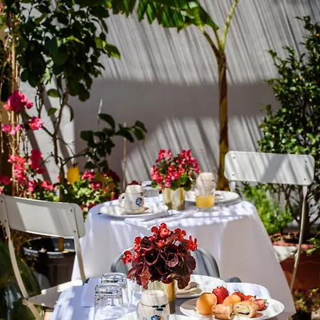 Bed & Breakfast Luxattico
